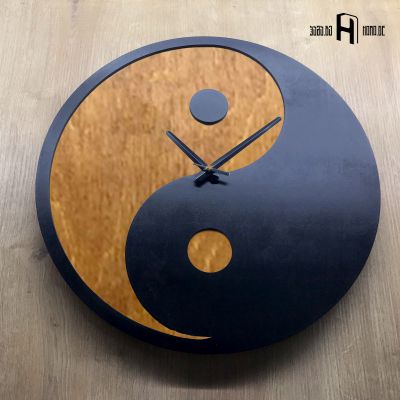 Yin and Yang (light wood)