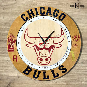 Chicago Bulls (light wood)